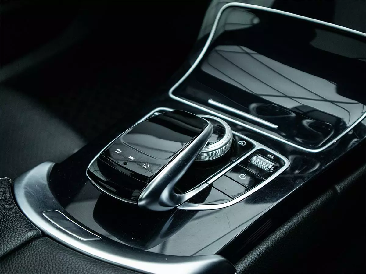 Vehicle Image for 12/17for Mercedes-Benz C-Class C200 AMG Line Auto
