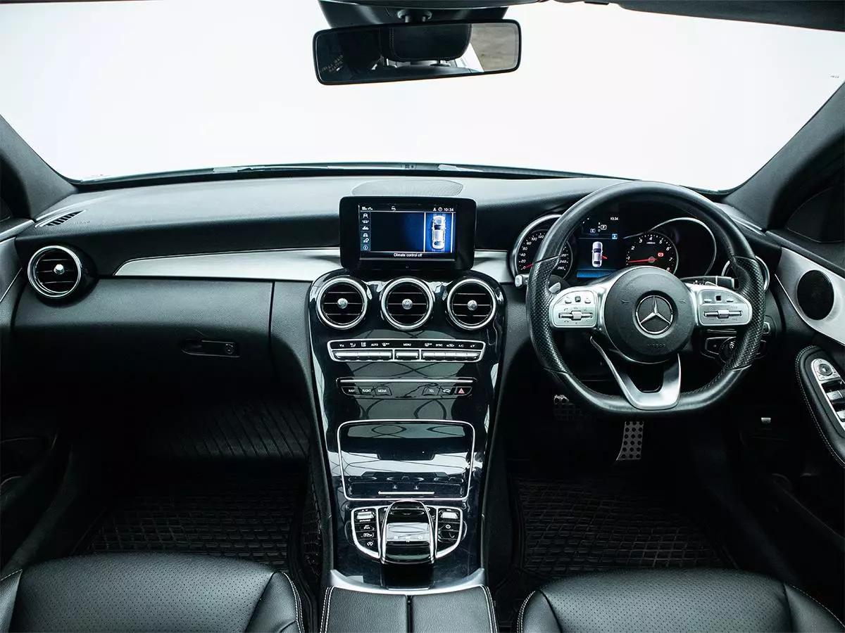 Vehicle Image for 14/17for Mercedes-Benz C-Class C200 AMG Line Auto