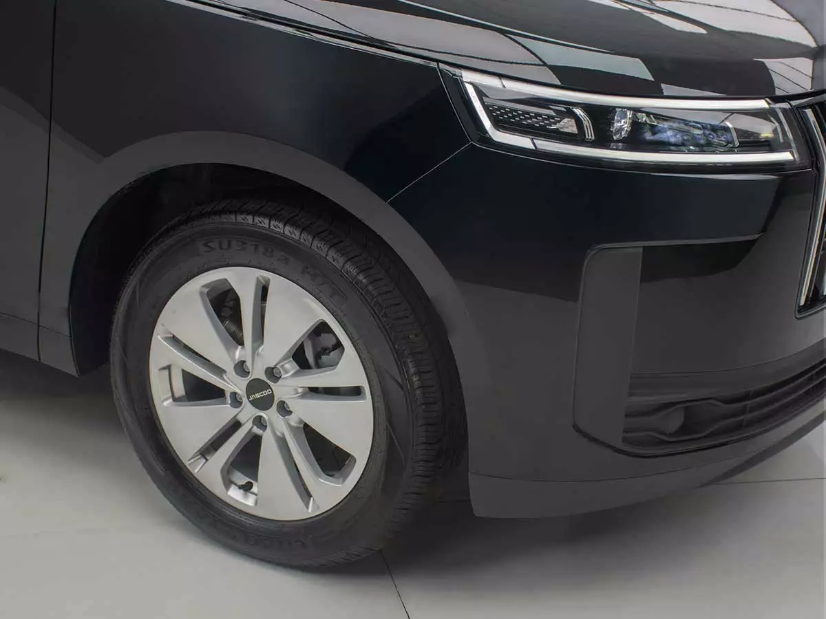 Vehicle Image for 8/24for Jaecoo J5 1.5T Glacier