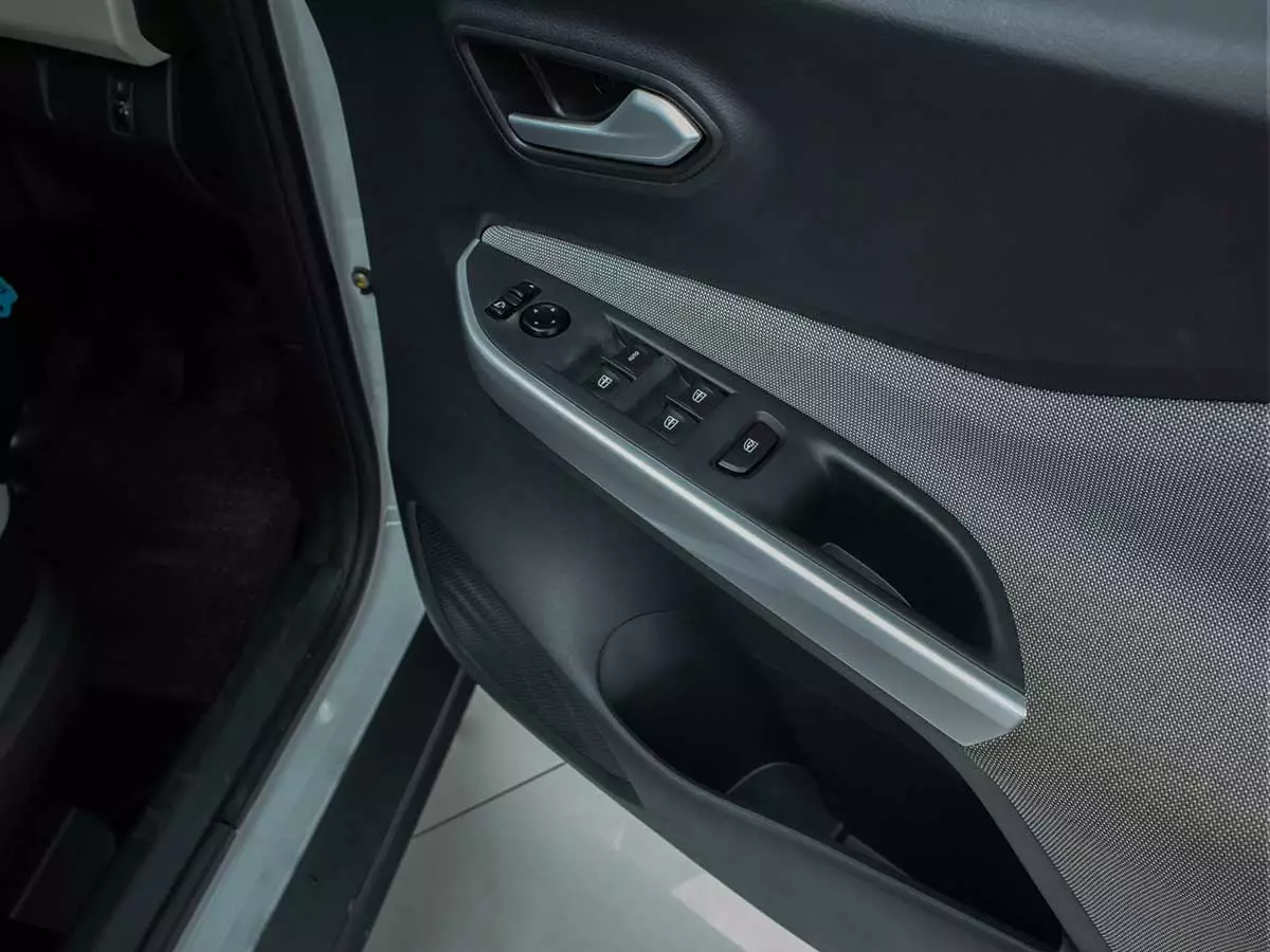 Vehicle Image for 22/24for Nissan Magnite 1.0 Visia