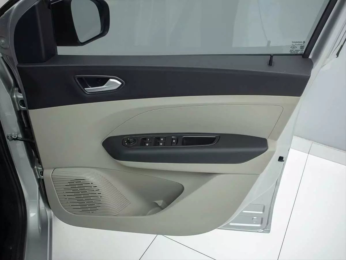 Vehicle Image for 21/24for Renault Triber 1.0 Prestige