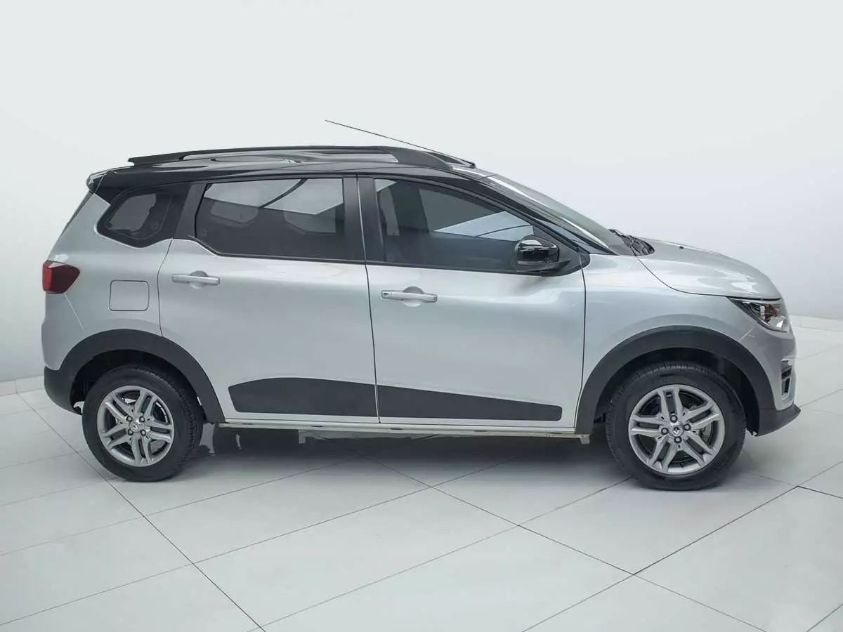 Vehicle Image for 4/24for Renault Triber 1.0 Prestige