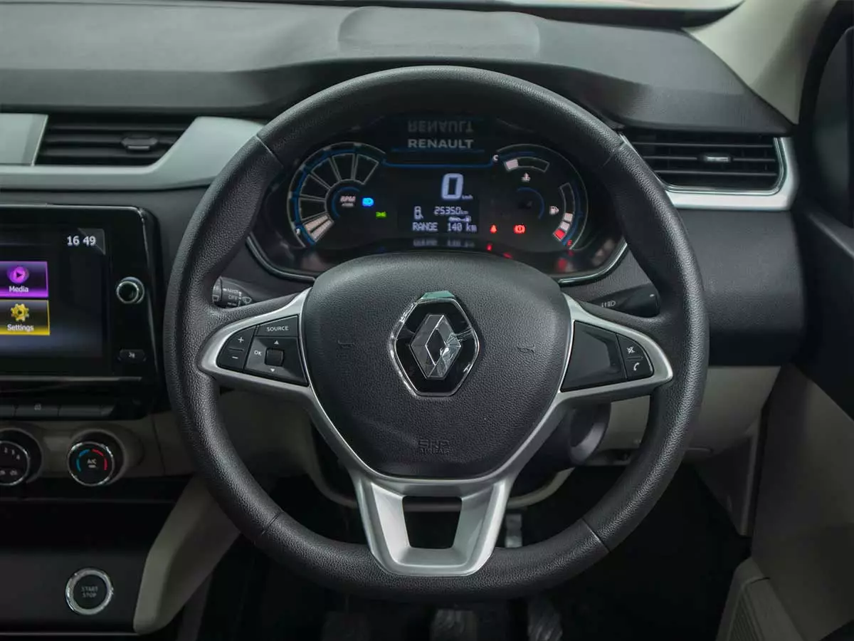 Vehicle Image for 14/24for Renault Triber 1.0 Prestige