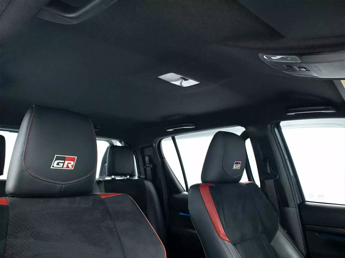 Vehicle Image for 21/24for Toyota Hilux 2.8GD-6 Double Cab 4x4 GR-Sport / GR-S