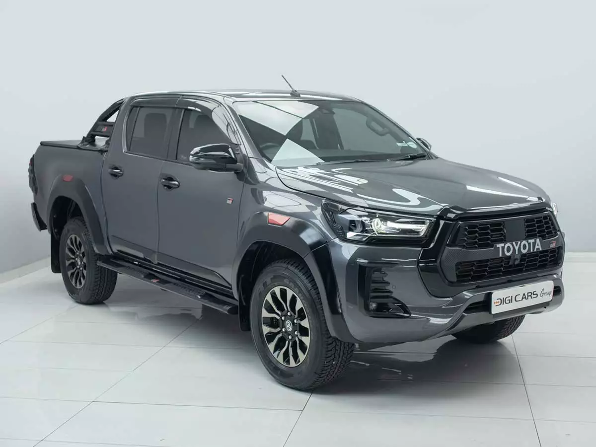 Toyota Hilux 2.8GD-6 Double Cab 4x4 GR-Sport / GR-S 2023