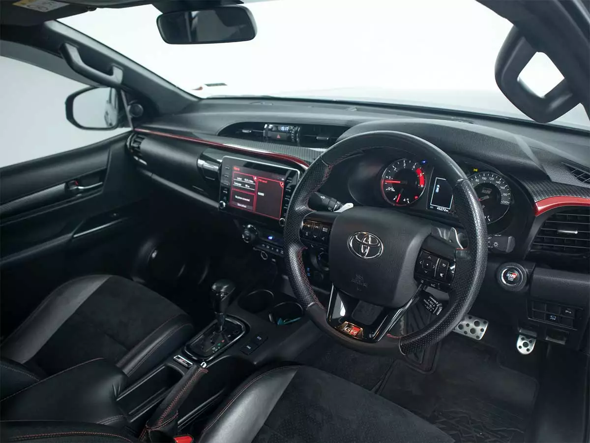 Vehicle Image for 18/24for Toyota Hilux 2.8GD-6 Double Cab 4x4 GR-Sport / GR-S