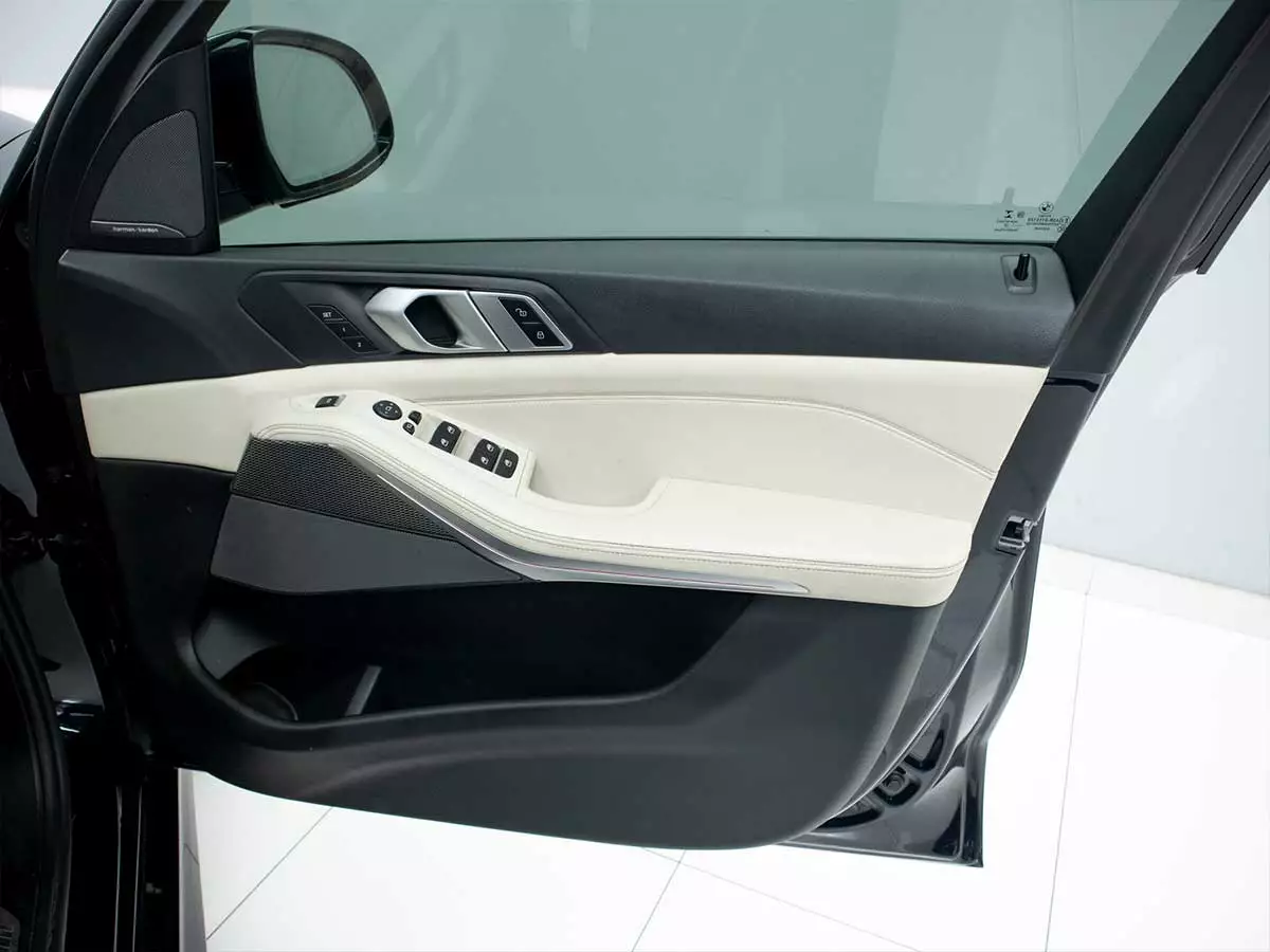 Vehicle Image for 21/23 for BMW X5 xDrive30d M Sport