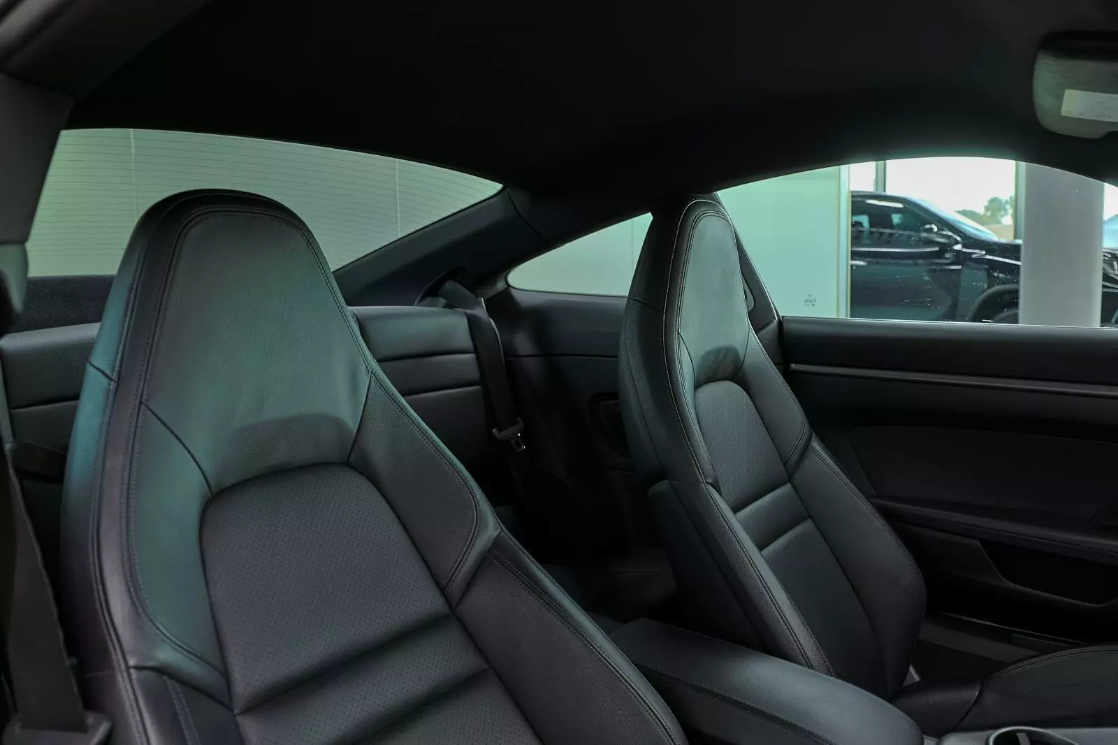 Vehicle Image for 19/21 for Porsche 911 Carrera Coupe