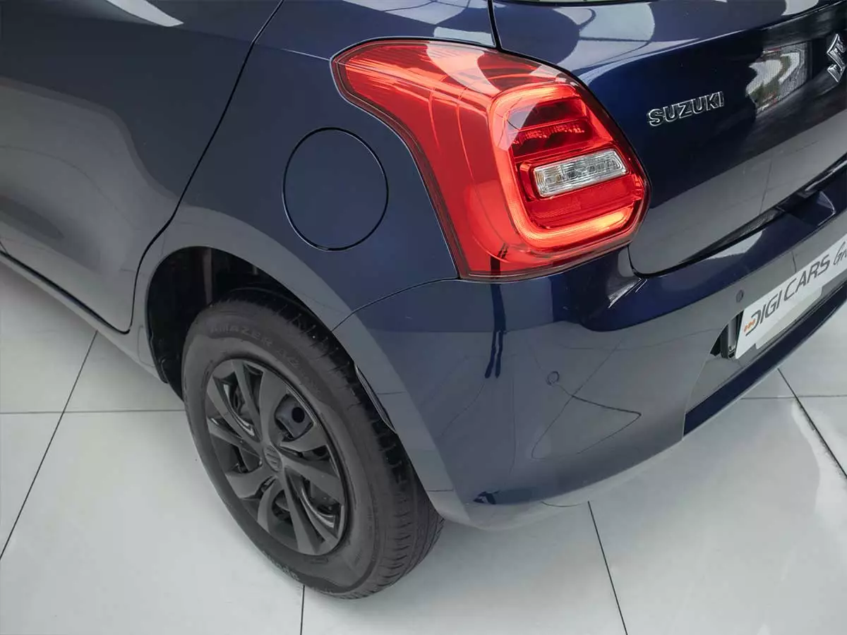 Vehicle Image for 10/23 for Suzuki Swift 1.2 GL Auto