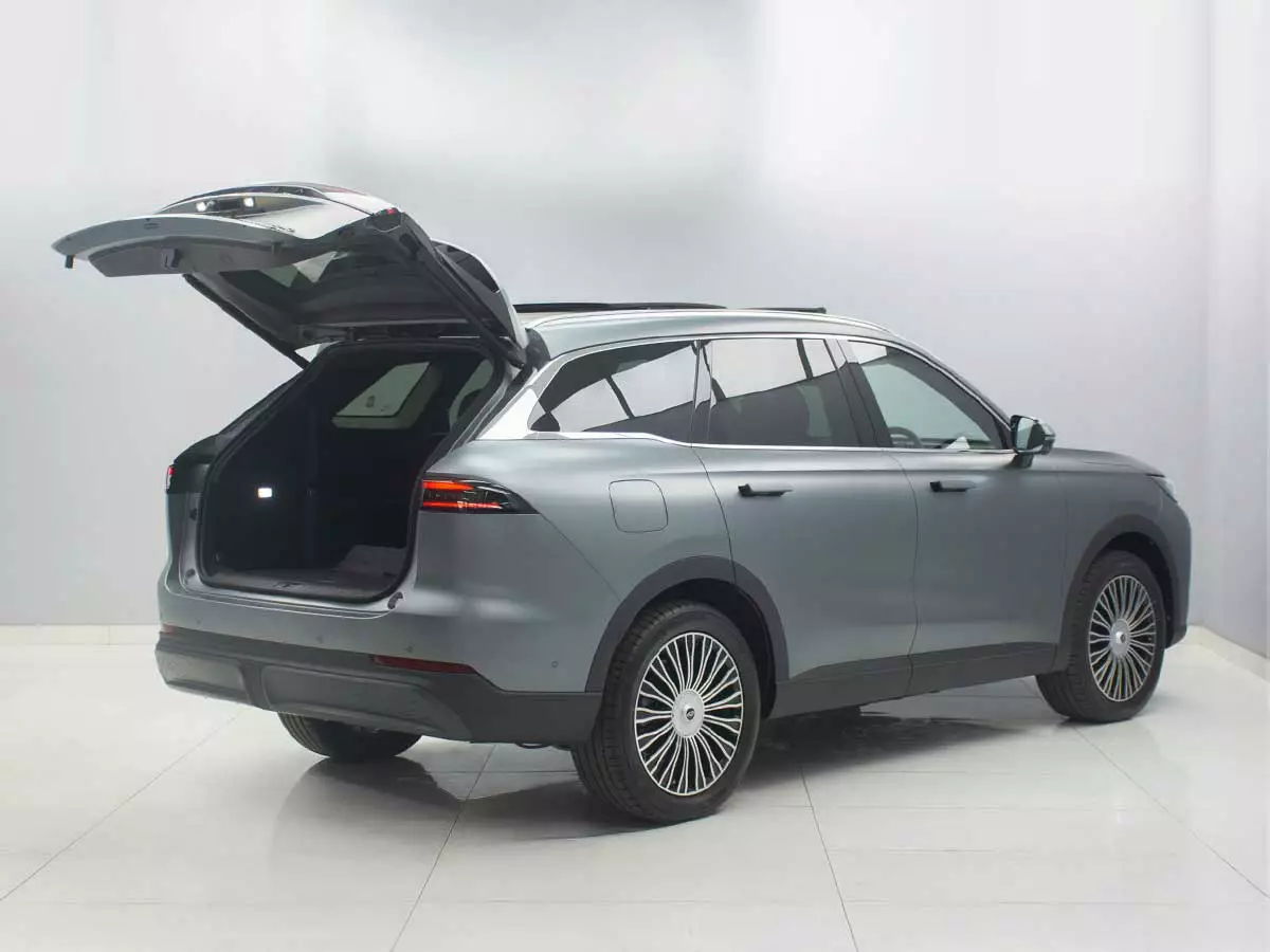 Vehicle Image for 6/25 for Chery Tiggo 9 1.5T CSH Plug-in Hybrid Vanguard AWD