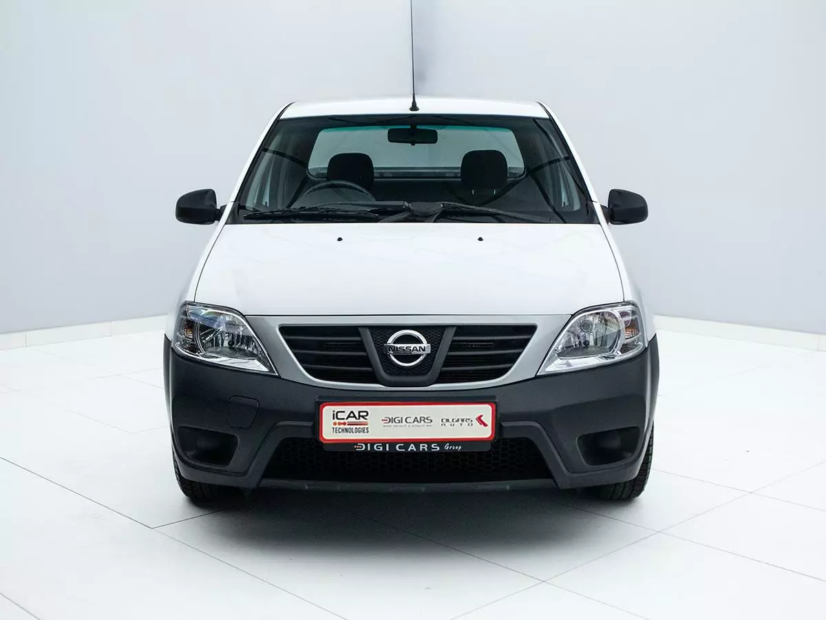 Vehicle Image for 3/14for Nissan NP200 1.6i (Aircon) Safety Pack