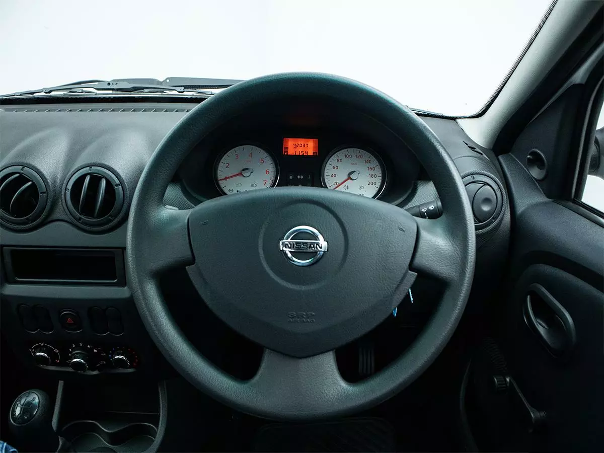 Vehicle Image for 13/14for Nissan NP200 1.6i (Aircon) Safety Pack
