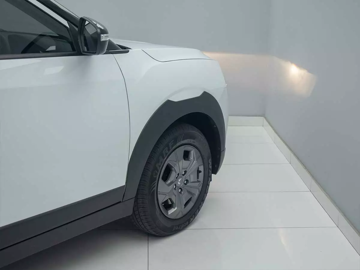 Vehicle Image for 9/23 for Mahindra XUV 3XO 1.2T MX2 Auto