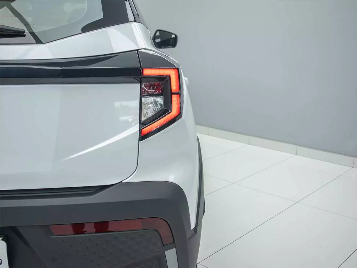 Vehicle Image for 10/23 for Mahindra XUV 3XO 1.2T MX2 Auto