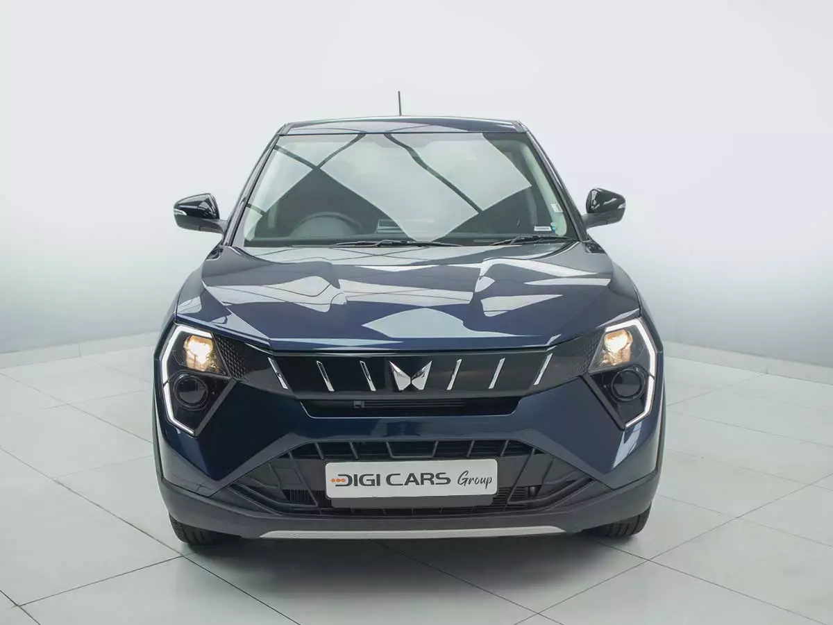 Vehicle Image for 3/23 for Mahindra XUV 3XO 1.2T MX2 Manual