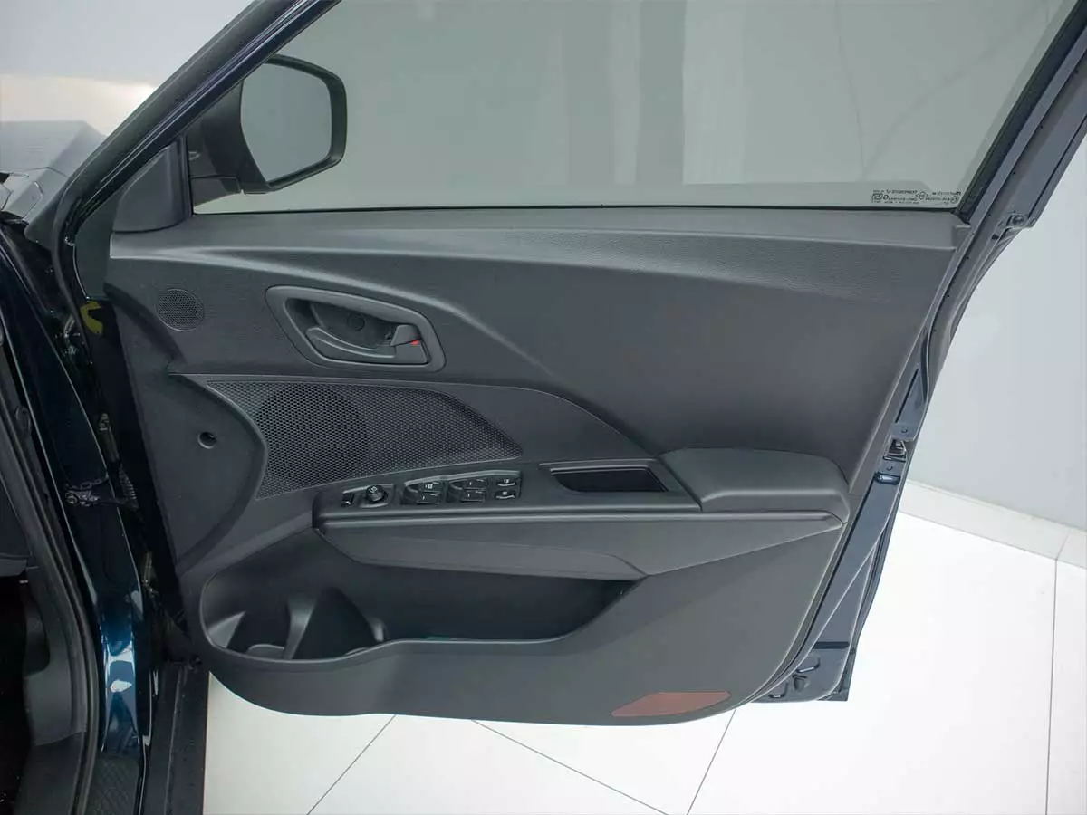 Vehicle Image for 21/23 for Mahindra XUV 3XO 1.2T MX2 Manual