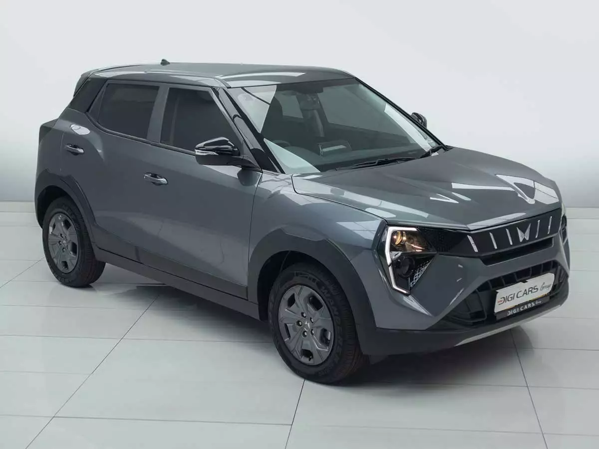 Vehicle Image for 2/23 for Mahindra XUV 3XO 1.2T MX2 Auto