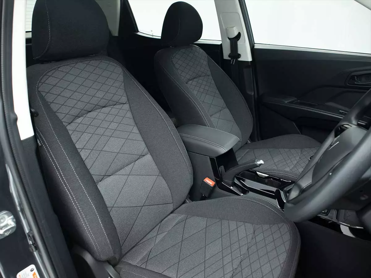 Vehicle Image for 23/23 for Mahindra XUV 3XO 1.2T MX2 Auto