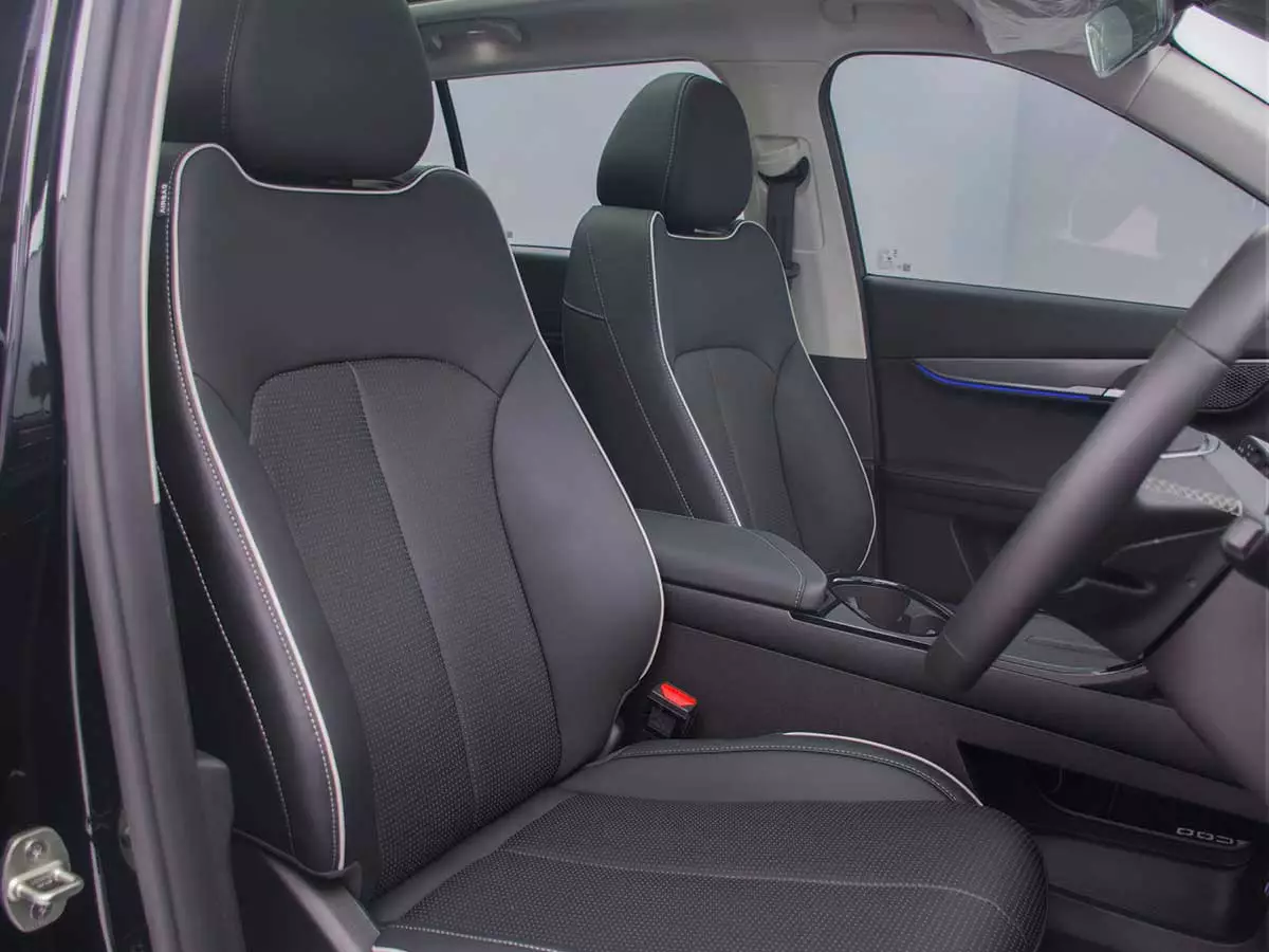 Vehicle Image for 24/24 for Jaecoo J5 1.5T Glacier