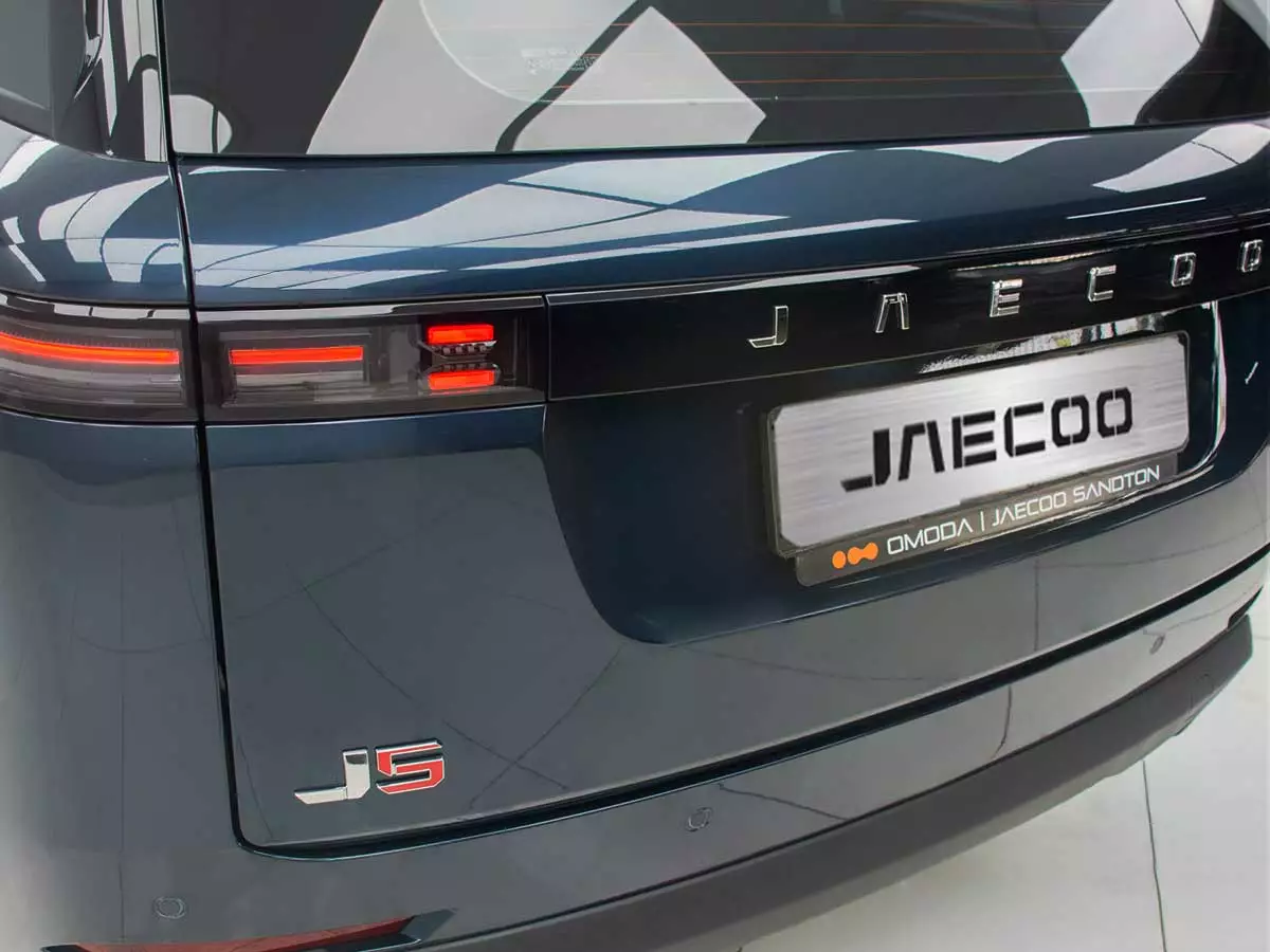 Vehicle Image for 10/24 for Jaecoo J5 1.5T Glacier