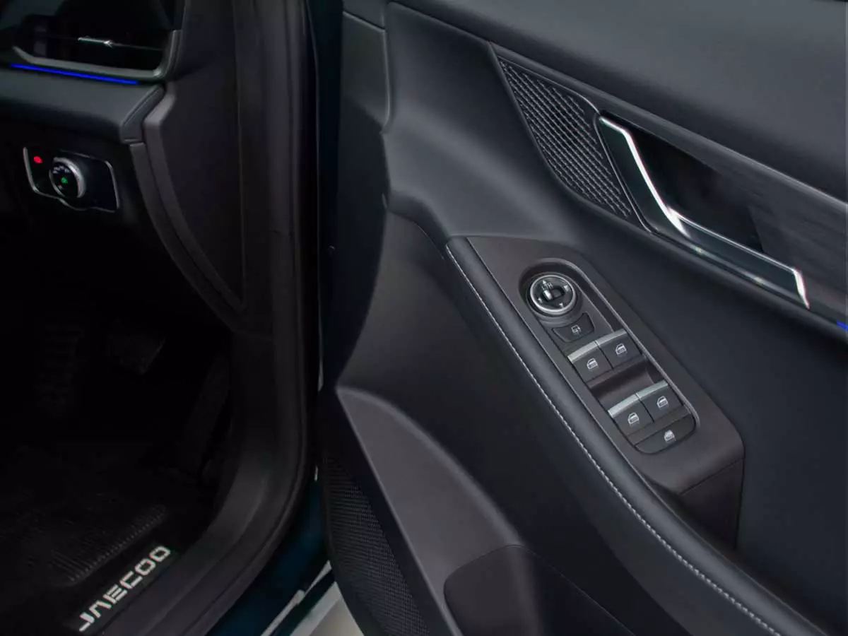 Vehicle Image for 22/24 for Jaecoo J5 1.5T Glacier