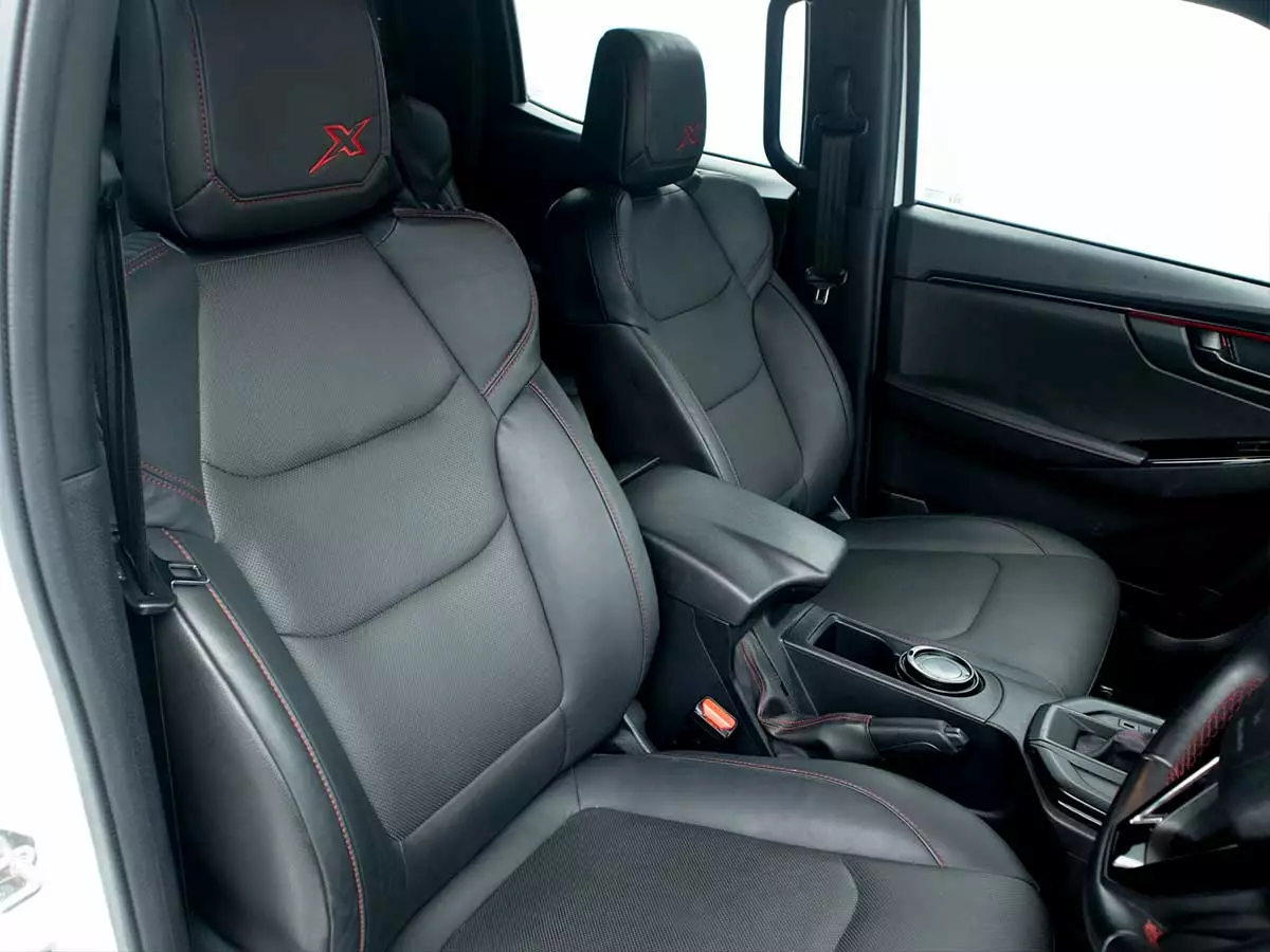 Vehicle Image for 24/24 for Isuzu D-Max 1.9 DDi HR X-RIDER 4x4