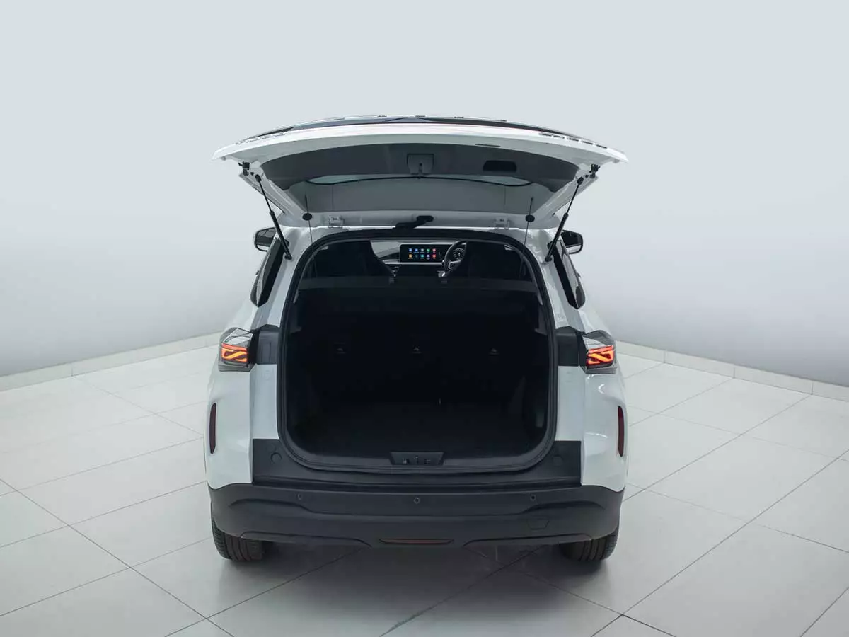 Vehicle Image for 13/24 for Chery Tiggo Cross 1.5 LiT Auto