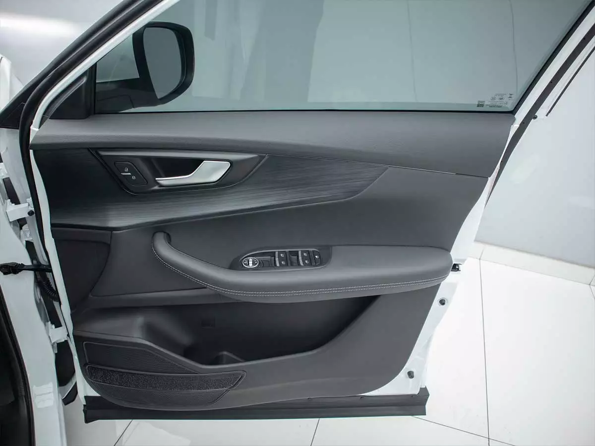 Vehicle Image for 22/24 for Chery Tiggo Cross 1.5 LiT Manual