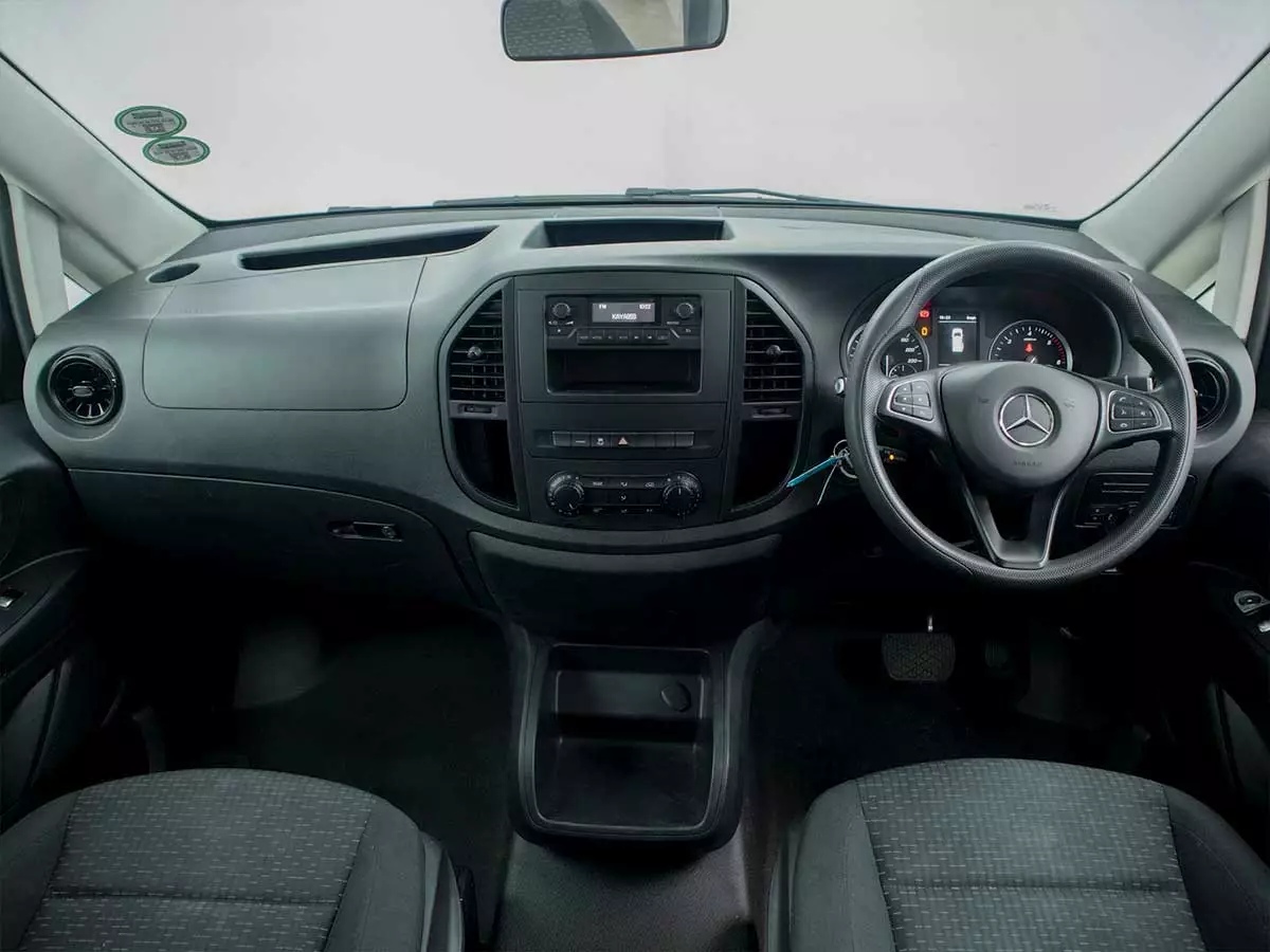 Vehicle Image for 18/24 for Mercedes-Benz Vito 116 CDI Tourer Pro