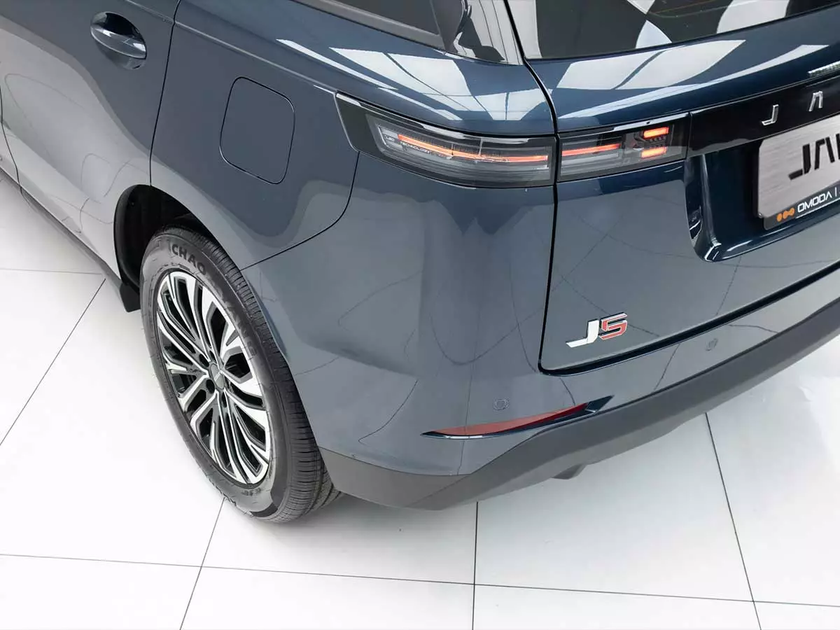 Vehicle Image for 10/24 for Jaecoo J5 1.5T Vortex