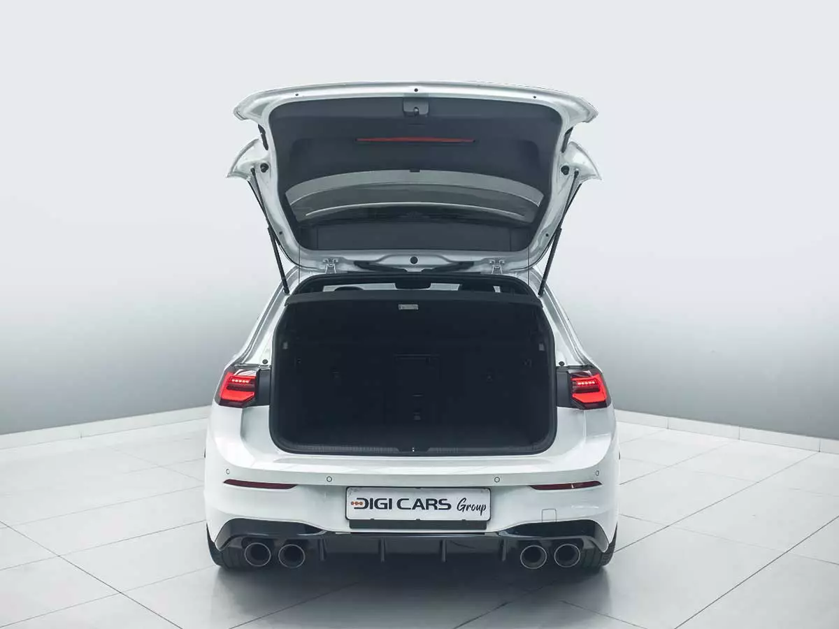 Vehicle Image for 12/23 for Volkswagen Golf R