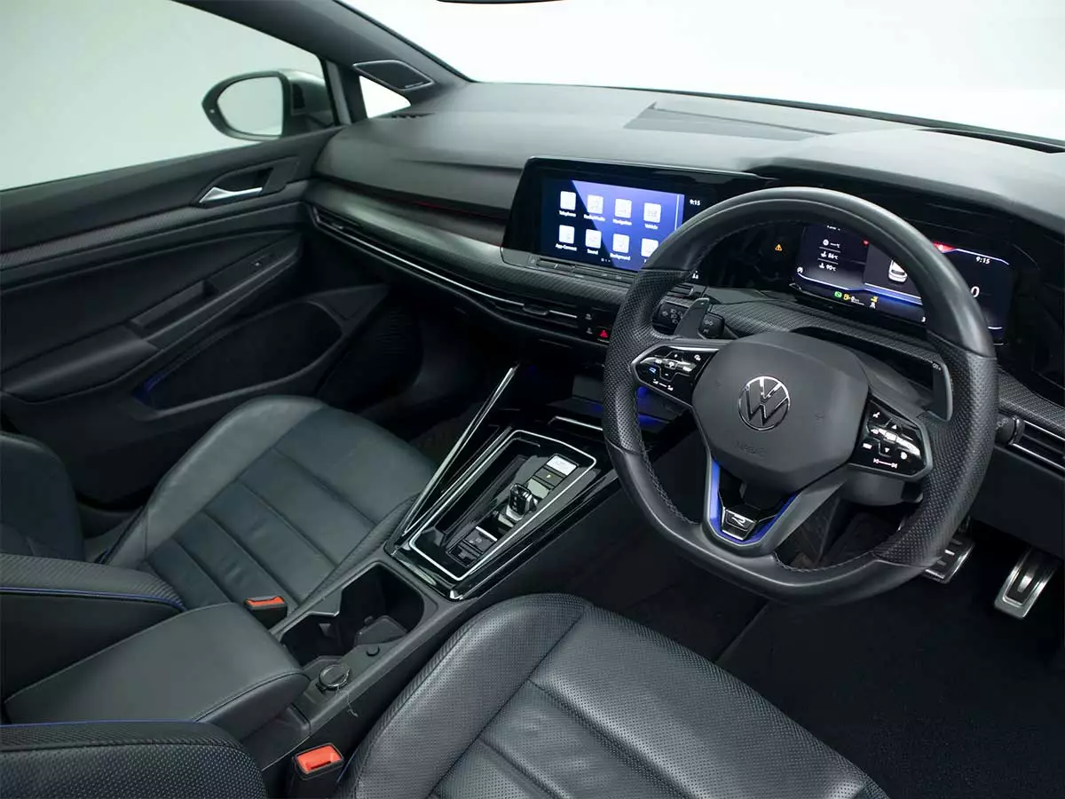 Vehicle Image for 17/23 for Volkswagen Golf R