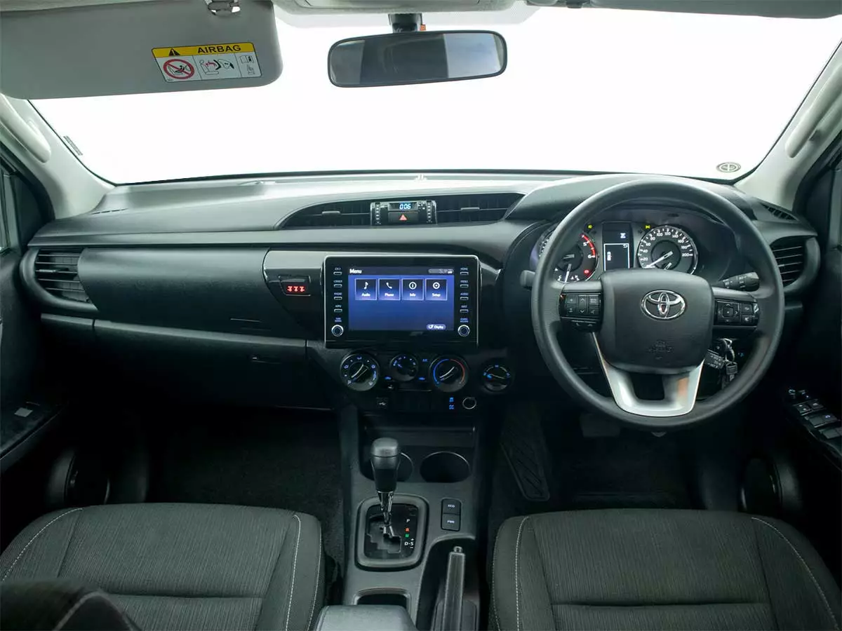 Vehicle Image for 19/24 for Toyota Hilux 2.4GD-6 Double Cab 4x4 Raider Auto