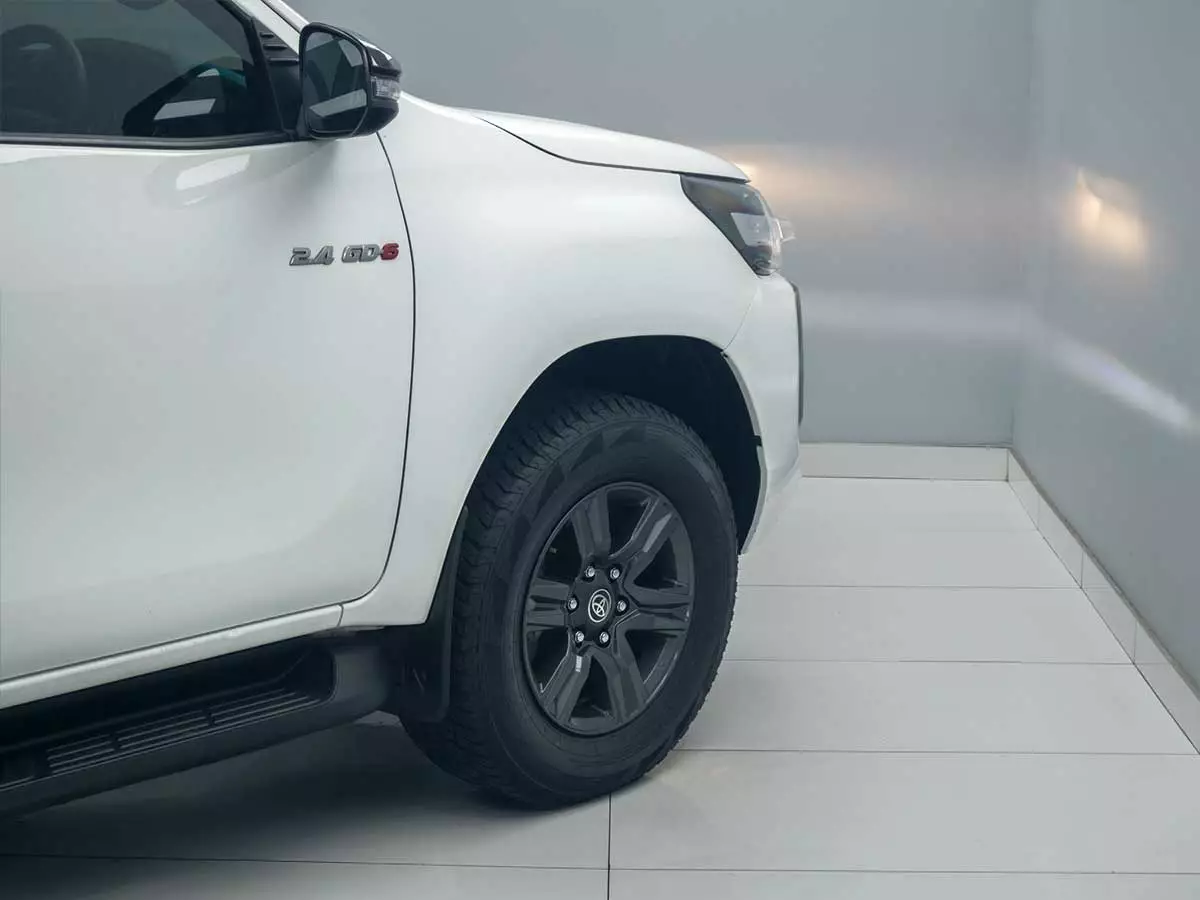 Vehicle Image for 7/24 for Toyota Hilux 2.4GD-6 Double Cab 4x4 Raider Auto