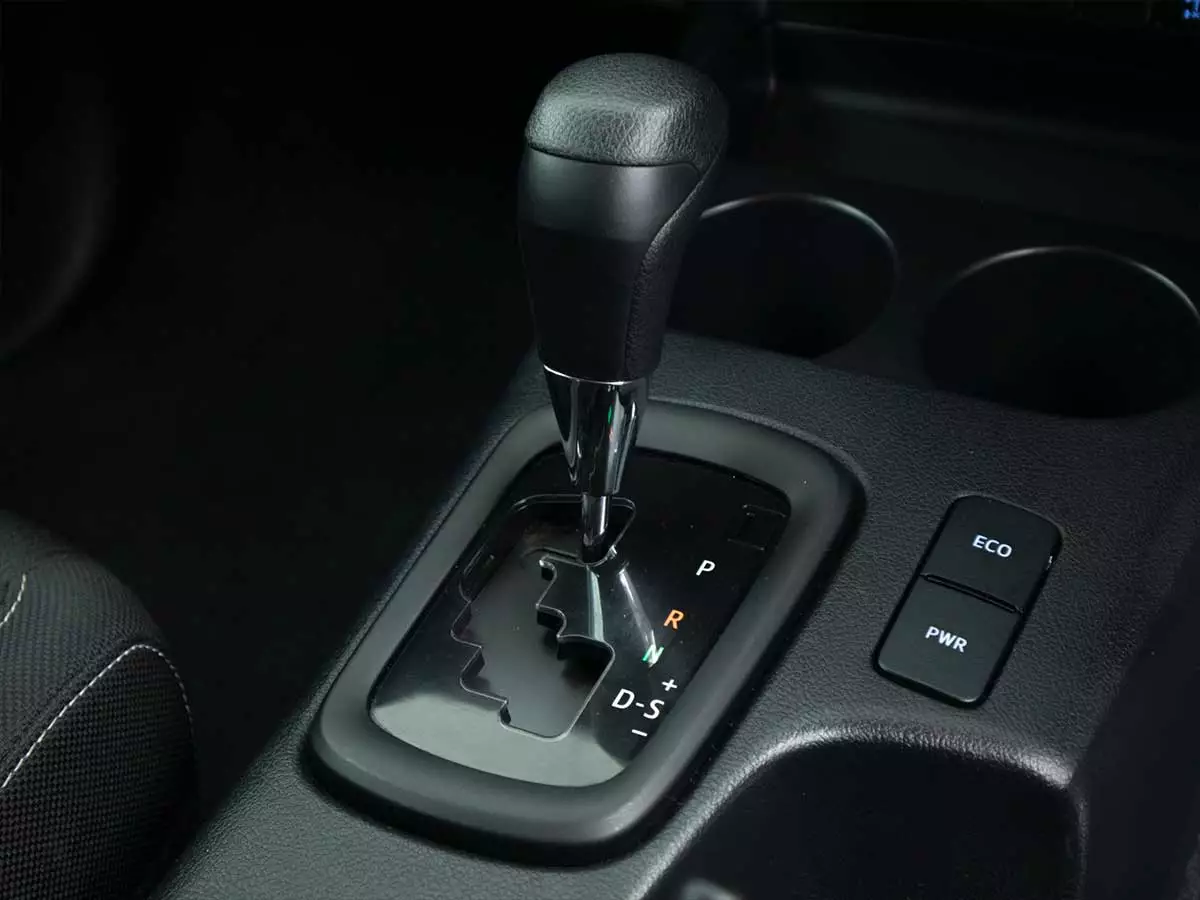 Vehicle Image for 17/24 for Toyota Hilux 2.4GD-6 Double Cab 4x4 Raider Auto