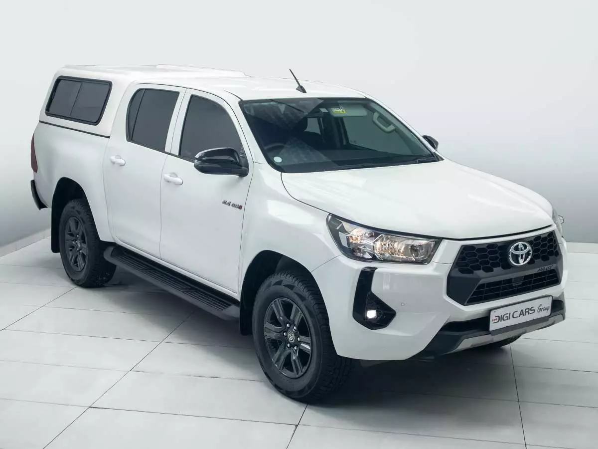 Vehicle Image for 2/24 for Toyota Hilux 2.4GD-6 Double Cab 4x4 Raider Auto