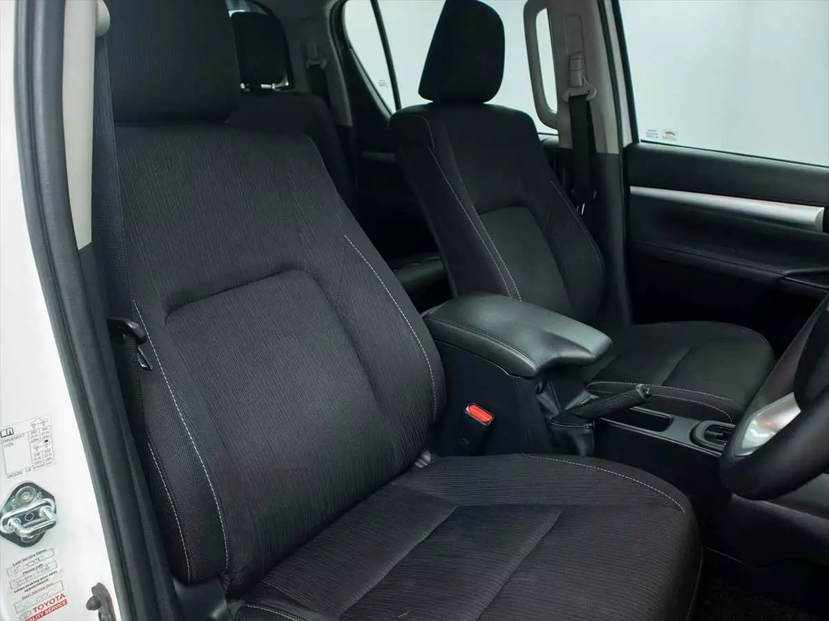 Vehicle Image for 24/24 for Toyota Hilux 2.4GD-6 Double Cab 4x4 Raider Auto