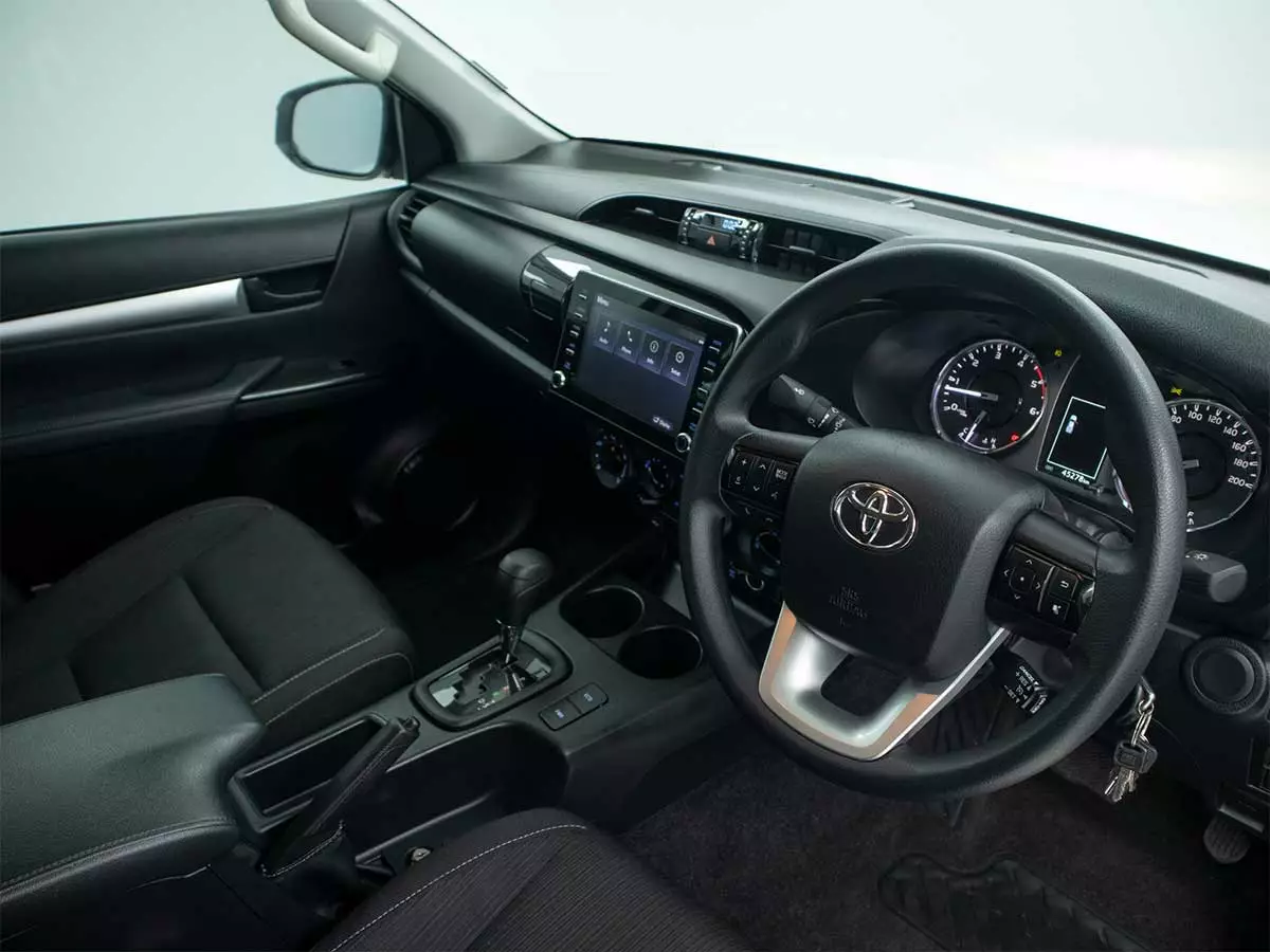 Vehicle Image for 18/24 for Toyota Hilux 2.4GD-6 Double Cab 4x4 Raider Auto