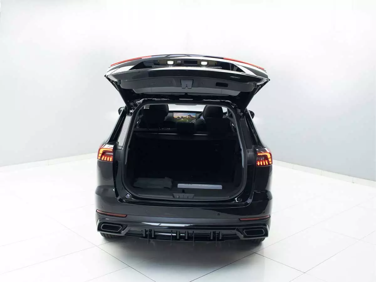 Vehicle Image for 14/25 for Chery Tiggo 8 1.5T CSH Plug-in Hybrid Apex