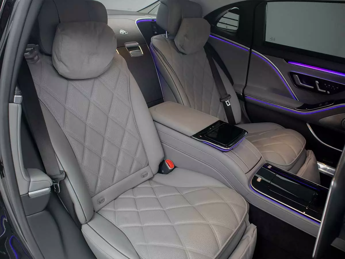 Vehicle Image for 24/26 for Mercedes-Maybach S-Class S580