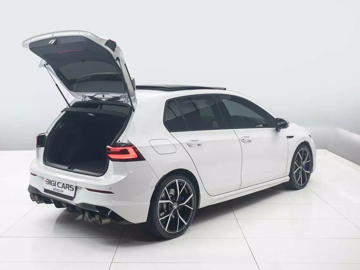 Vehicle Image for 6/23 for Volkswagen Golf R