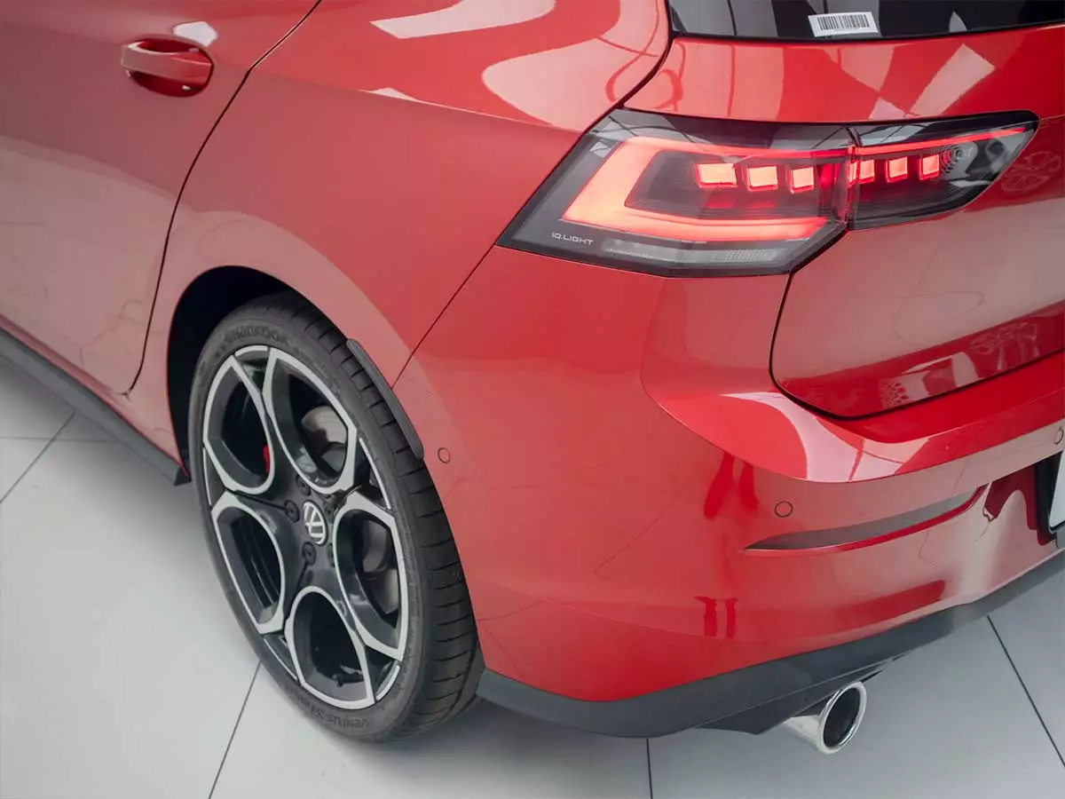Vehicle Image for 10/24 for Volkswagen Golf GTI