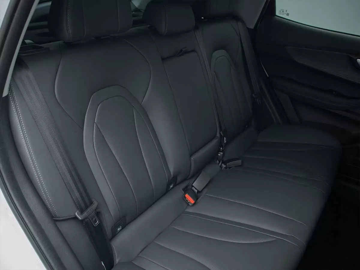 Vehicle Image for 24/25 for Chery Tiggo Cross 1.5 LiT Manual