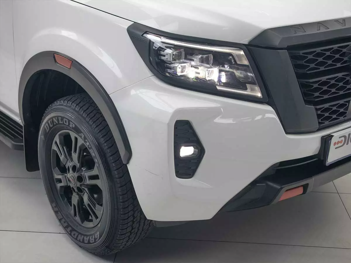 Vehicle Image for 8/24 for Nissan Navara 2.5DDTi Double Cab PRO-2X