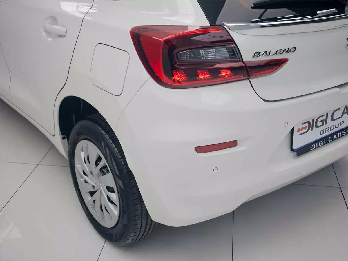 Vehicle Image for 10/24 for Suzuki Baleno 1.5 GL Auto