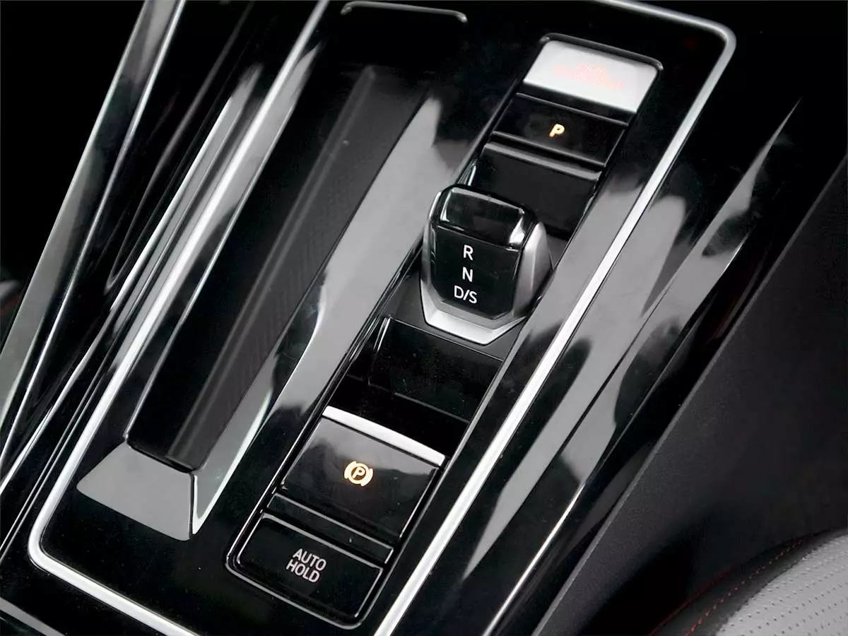 Vehicle Image for 16/23 for Volkswagen Golf GTI
